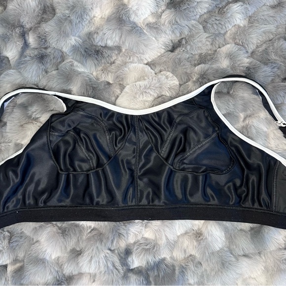 Shock Absorber Sports Bra 38F / 38DDD - Picture 3 of 6